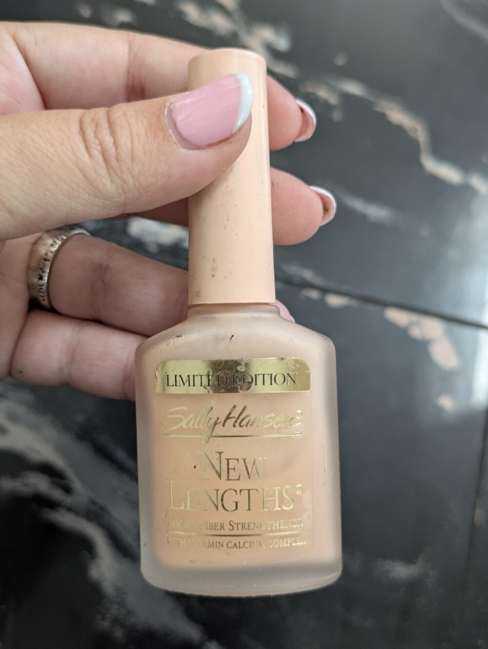 Limited Edition Sally Hansen New Lengths Microfiber Strengthener